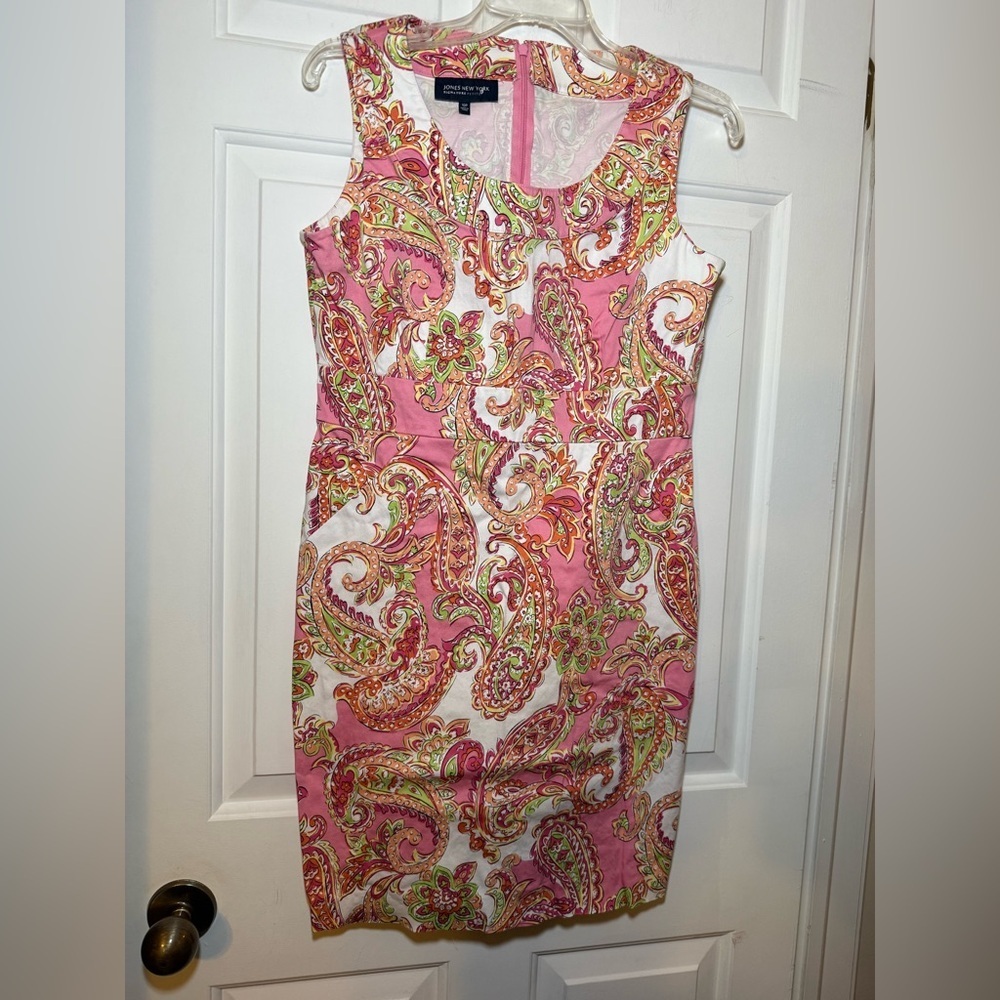 Jones NY Signature Pink Paisley Sheath Dress Sz 10 Sleeveless Feminine Preppy